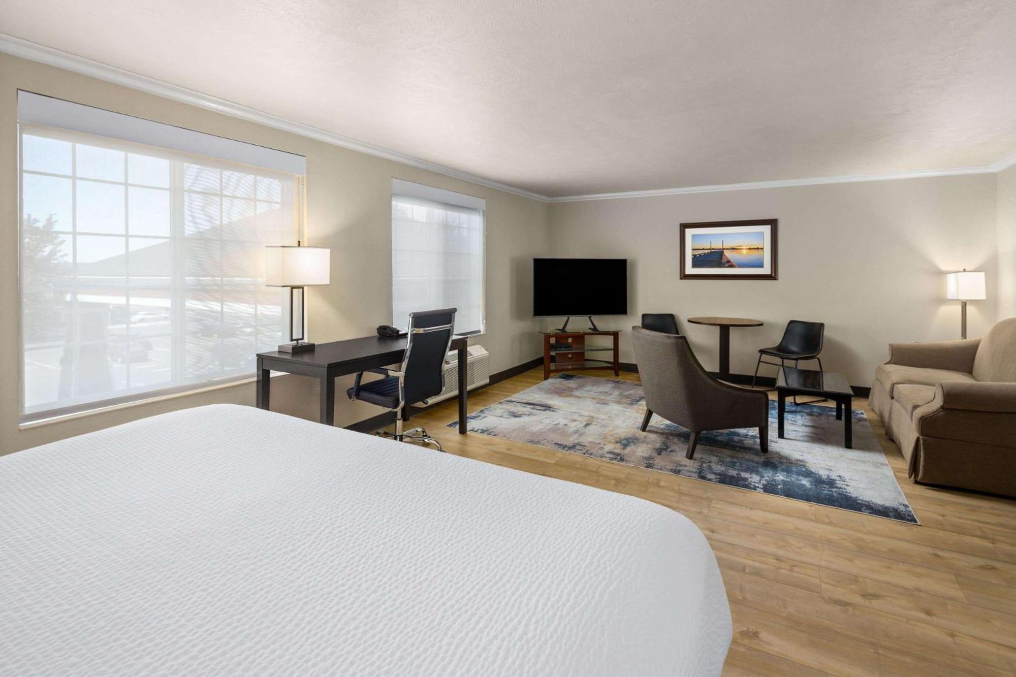 Ramada By Wyndham Moses Lake Exterior foto